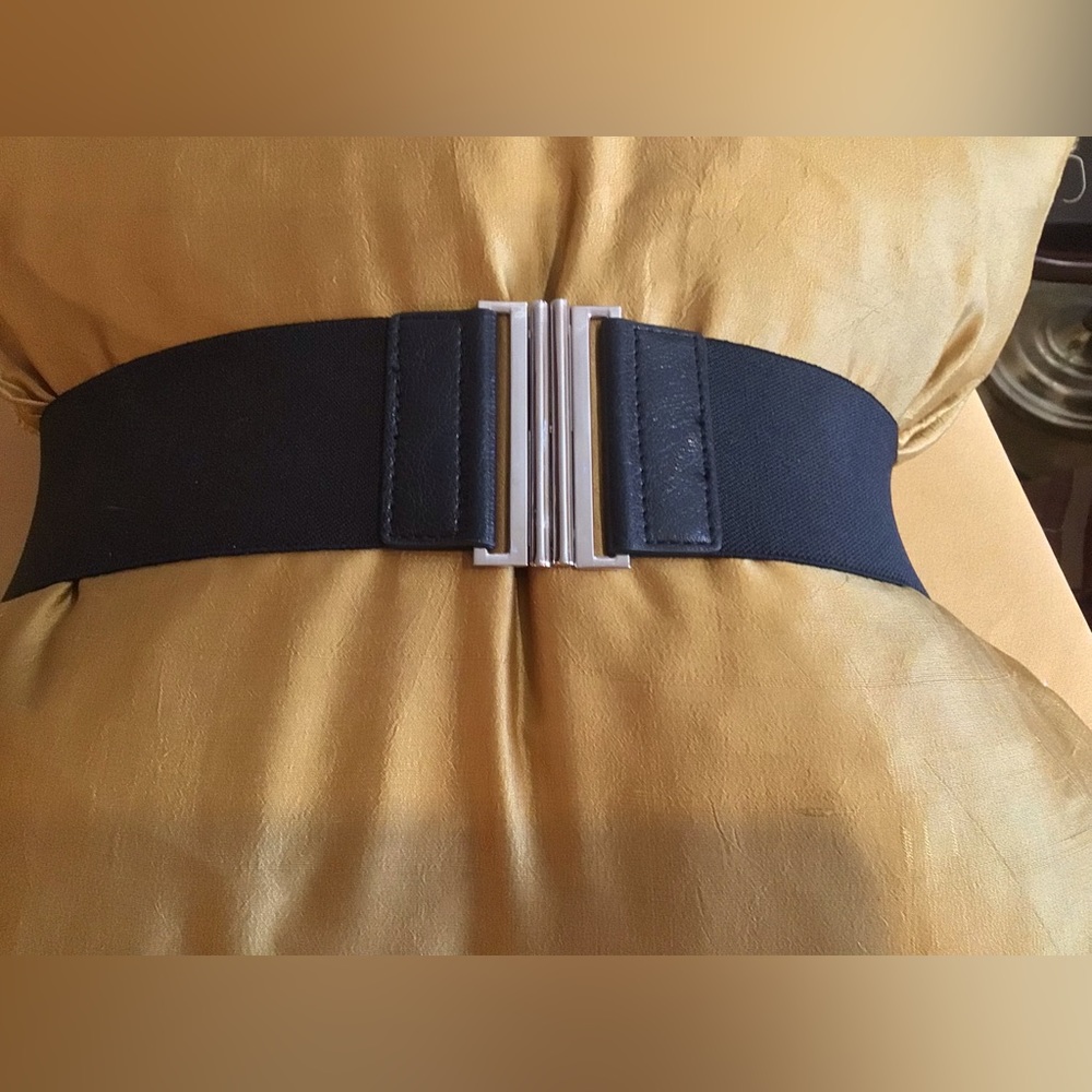 Ladies loft stretch belt